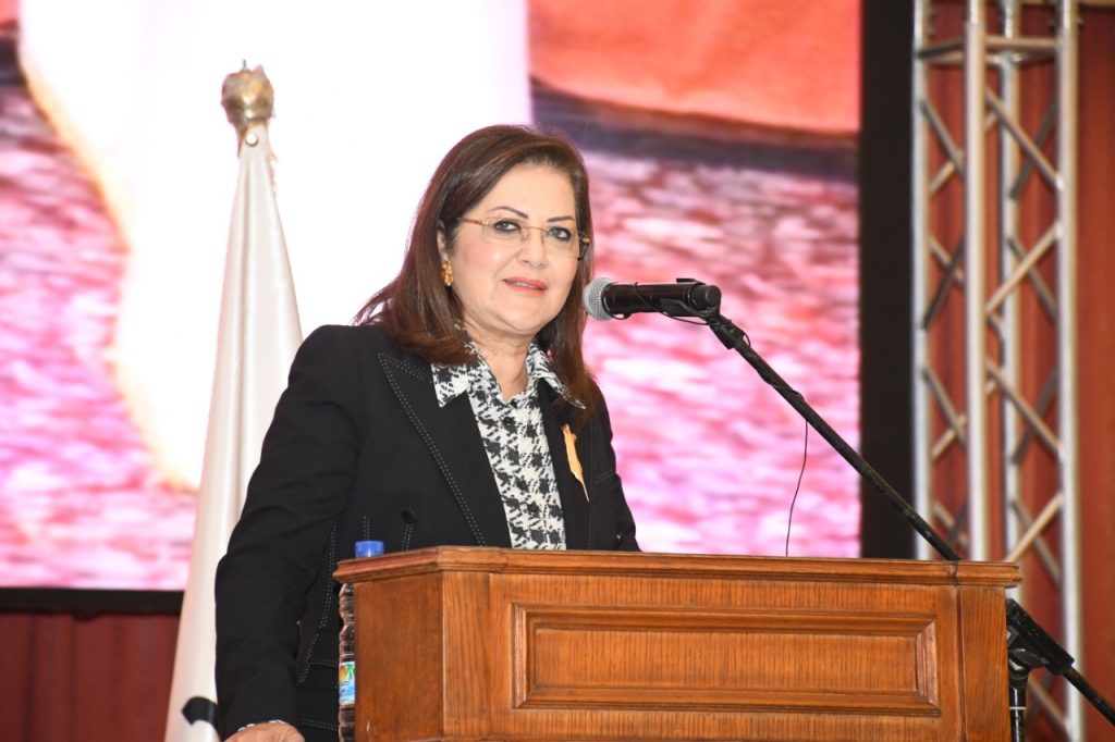 «شينخوا» تنشر إعلان وزيرة التخطيط لانضمام مصر للمنتدى العالمى للصناديق السيادية
