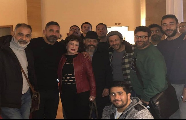 ابطال فيلم "كازبلانكا" يحتفلون بالعرض الخاص في الامارات