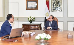 السيسي يوجه الحكومة بالتركيز على تحفيز الاستثمار وتعزيز الثقة بالاقتصاد المصري