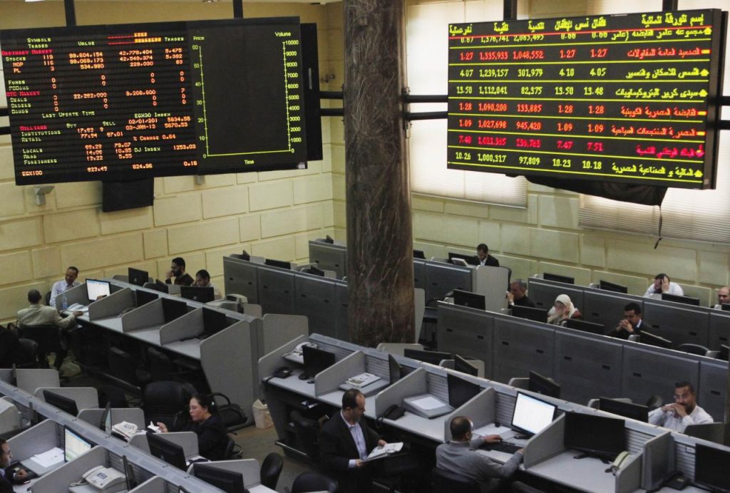 المصريون يسيطرون على 65.4% من تعاملات البورصة في أسبوع (جراف)