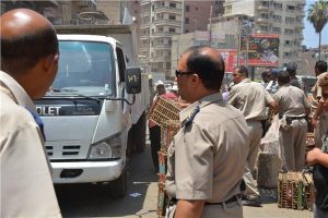 حملة بالدقهلية لرفع 420 طن قمامة وإشغالات بحي شرق وغرب المنصورة