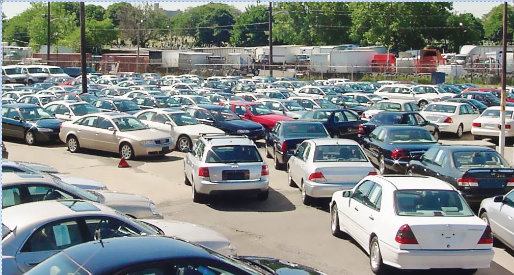 «الخدمات الحكومية» تعقد 13 مزادًا لبيع السيارات خلال مارس