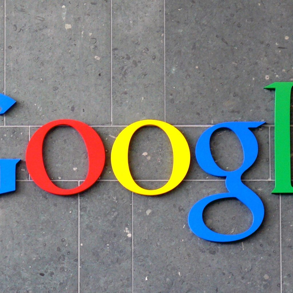 جوجل يسمح للشركات الأوروبية باستخدام محركاته البحثية مقابل رسوم