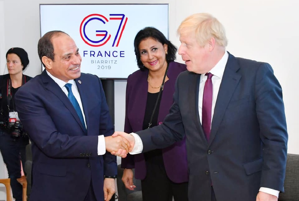 السيسي يؤكد لرئيس الوزراء البريطاني تمسك مصر بحقوقها المائية بقضية سد النهضة