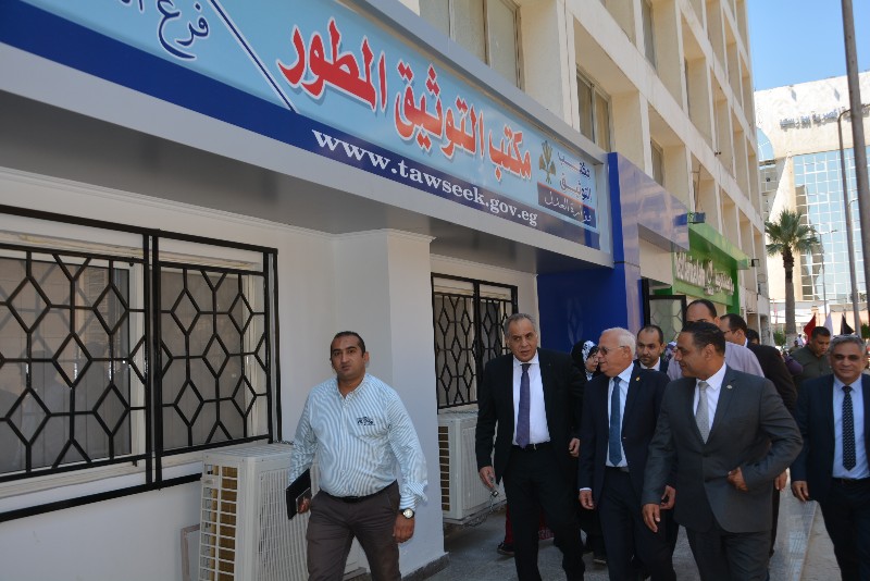 «الغضبان» ونائب وزير الاتصالات يفتتحان مكتب التوثيق المطور ببورسعيد