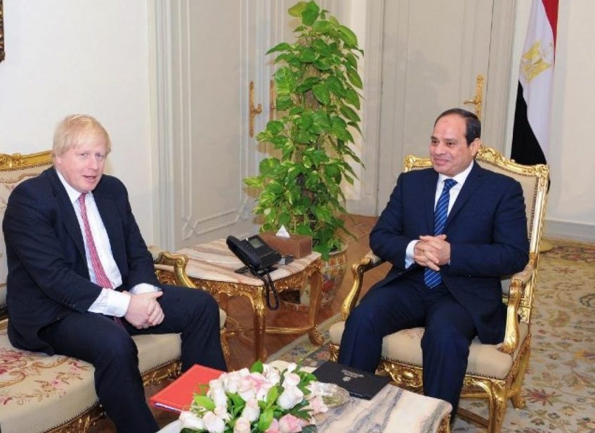 رئيس وزراء بريطانيا يتصل بالسيسي ويشيد بنجاحات مصر في التنمية الاقتصادية والاجتماعية