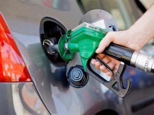 الحكومة ترد على أنباء انتشار بنزين مغشوش وغير مطابق بمحطات الوقود على مستوى الجمهورية