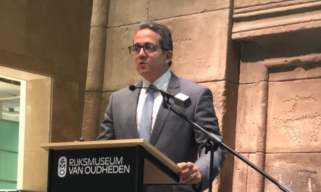 وزير الآثار يفتتح المؤتمر الدولي لشباب علماء المصريات بهولندا