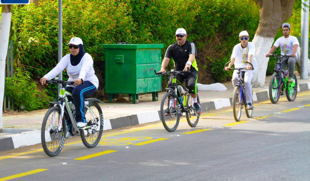 في إطار التعايش مع كورونا .. وزير الرياضة يعلن انطلاق مبادرة «دراجتك.. صحتك»