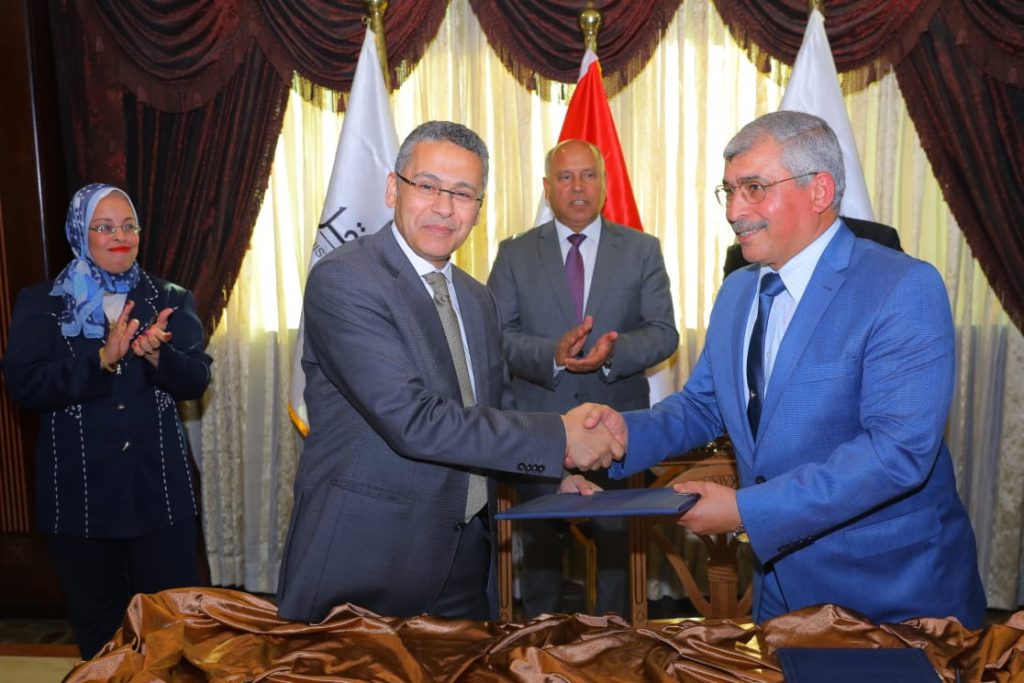 ميناء الإسكندرية وبنك مصر يوقعان بروتوكول تعاون للتحصيل الإلكترونى
