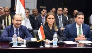 سحر نصر: مصر تنسق مع المؤسسات الدولية لضخ استثمارات فى مشروعات البنية الاساسية بالدول الأفريقية