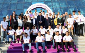 «المصرية للاتصالات» تكرم 1000 خريج من مبادرة شباب WE