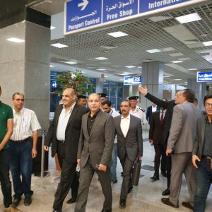 وزير الطيران يتفقد مطار شرم الشيخ قبل التشغيل التجريبي لمبنى الركاب 2