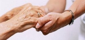 مشروع قانون بـ«النواب» لتقديم خدمات للمسنين بتكلفة رمزية 