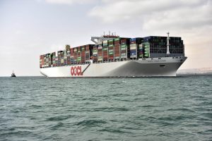 قناة السويس ترفع نسبة التخفيضات الممنوحة  لسفن حاويات الساحل الأمريكي إلى 60%