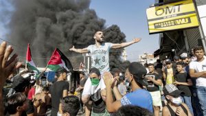 اشتباكات بين متظاهرين وقوات الأمن اللبنانية