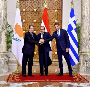 زعماء مصر و قبرص واليونان: اتجاه لتحويل منتدى غاز المتوسط لمنظمة إقليمية