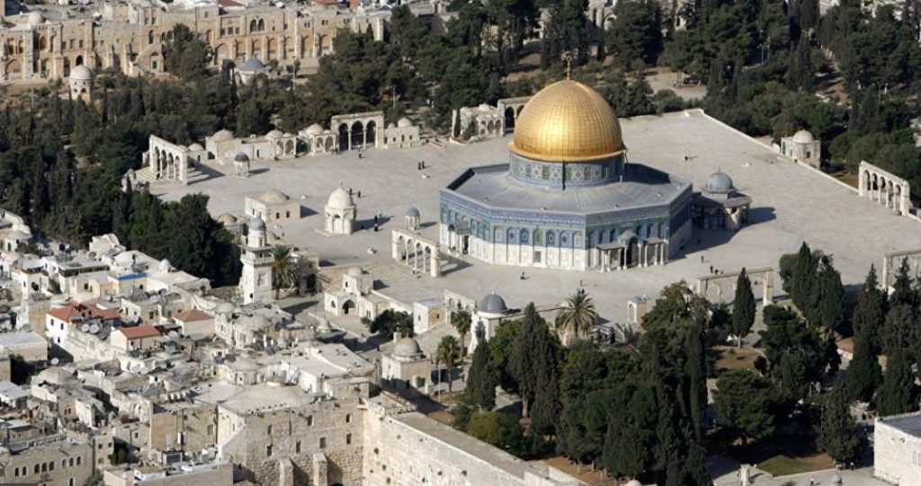رفض فلسطيني لتهديدات تل أبيب بفتح أبواب المسجد الأقصى لشعائر الإسرائيليين
