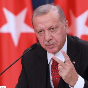 تركيا تهاجم الرئيس الفرنسي وتتهمه بتعريض مصالح أوروبا للخطر