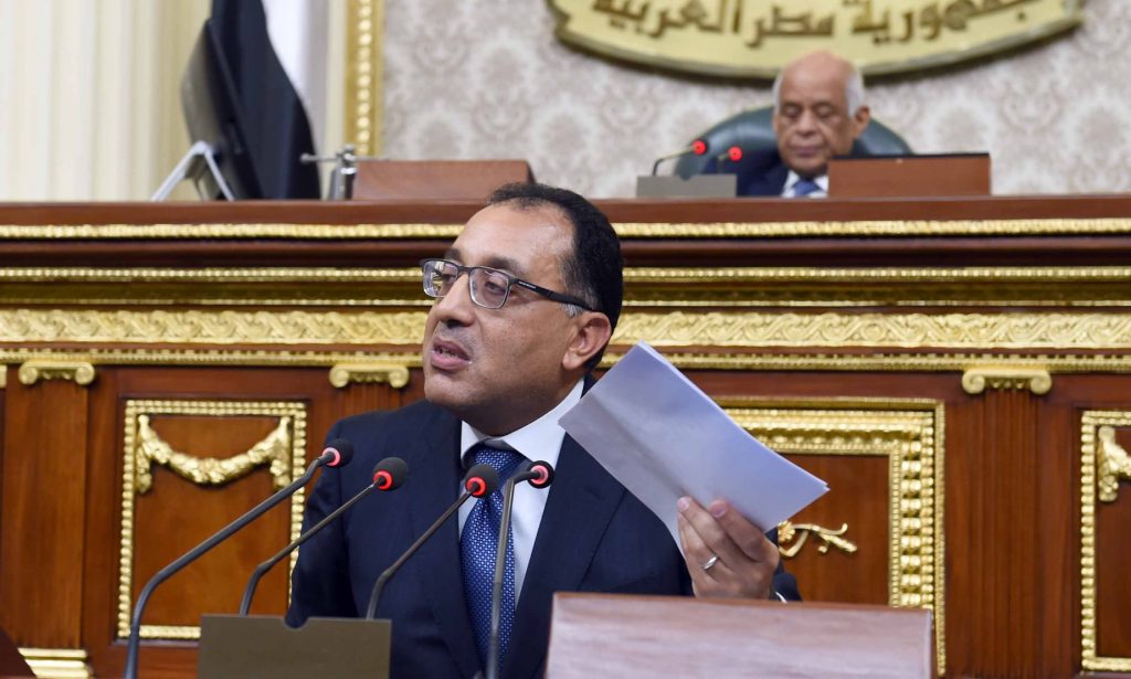 رئيس الحكومة: «عارفين إن فيه تحديات ومتحملين مشاكل بقالها 40 سنة»