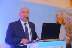 وزير النقل يتفقد مشروعات ميناء الإسكندرية غدا الأحد