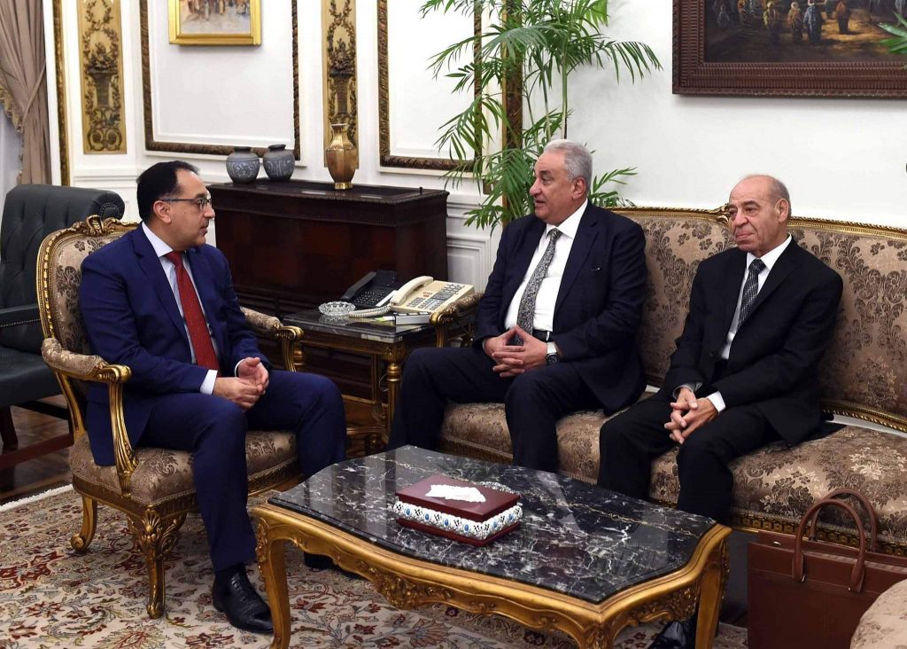 رئيس الوزراء يرحب باختيار مصر مقرا  للاتحاد العربى للتحكيم في المنازعات الاقتصادية