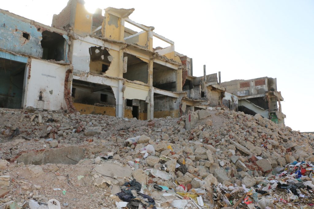 محافظ القاهرة : إزالة منطقة الرزاز بالدويقة وتسكين 370 أسرة فى الأسمرات (إنفوجراف)