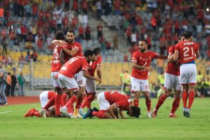 بعد غياب 50 يوم..الأهلي والزمالك يعودان للعب في الدوري المصري الليلة