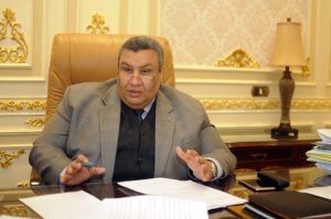وزير الرياضة يدعم 3 أندية في طهطا بمبلغ 140 ألف جنيه