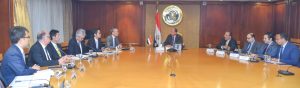 وزير التجارة يلتقي وفد تويوتا العالمية لاستعراض مشروعاتها بمصر