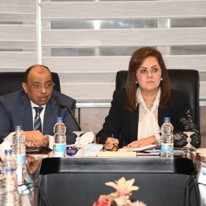 وزيرا التخطيط والتنمية المحلية يبحثان آخر مستجدات مبادرة حياة كريمة