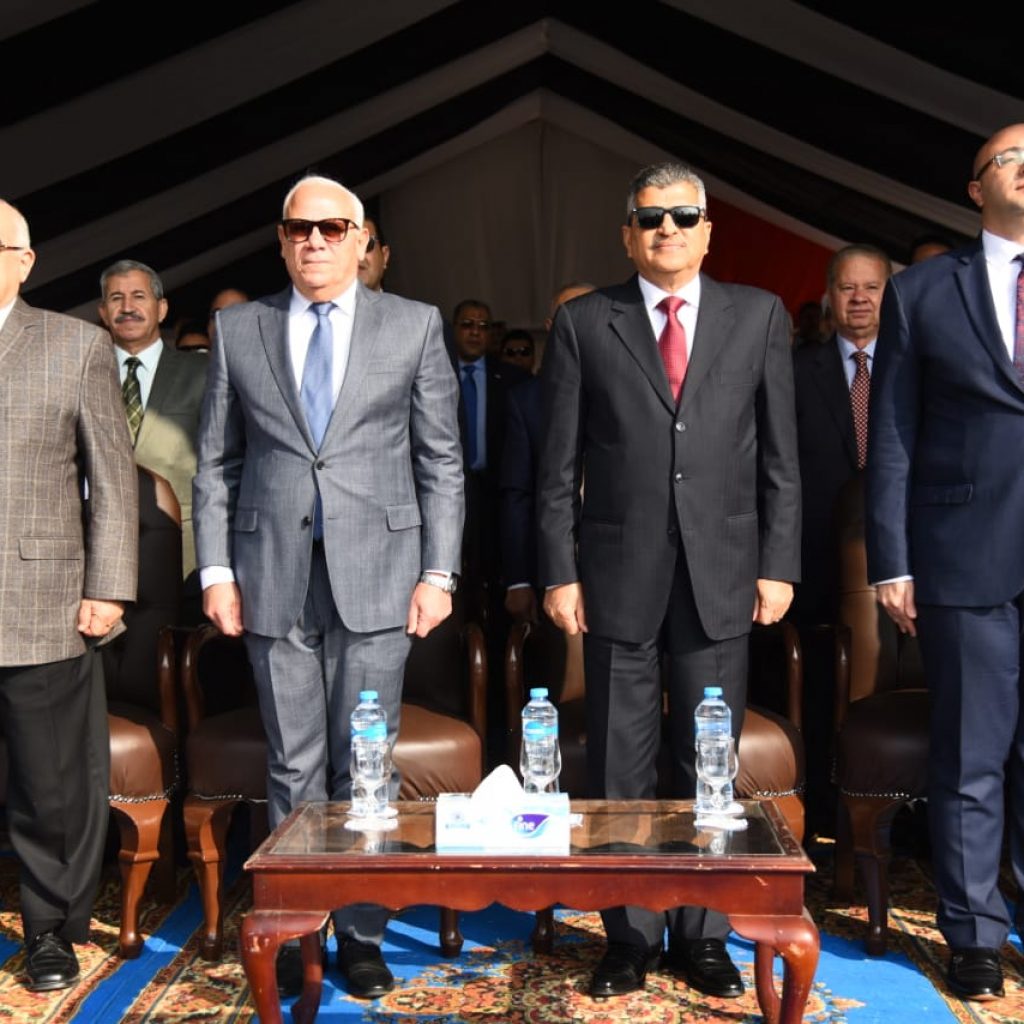 رئيس قناة السويس يشهد احتفالات بورسعيد بعيدها القومى