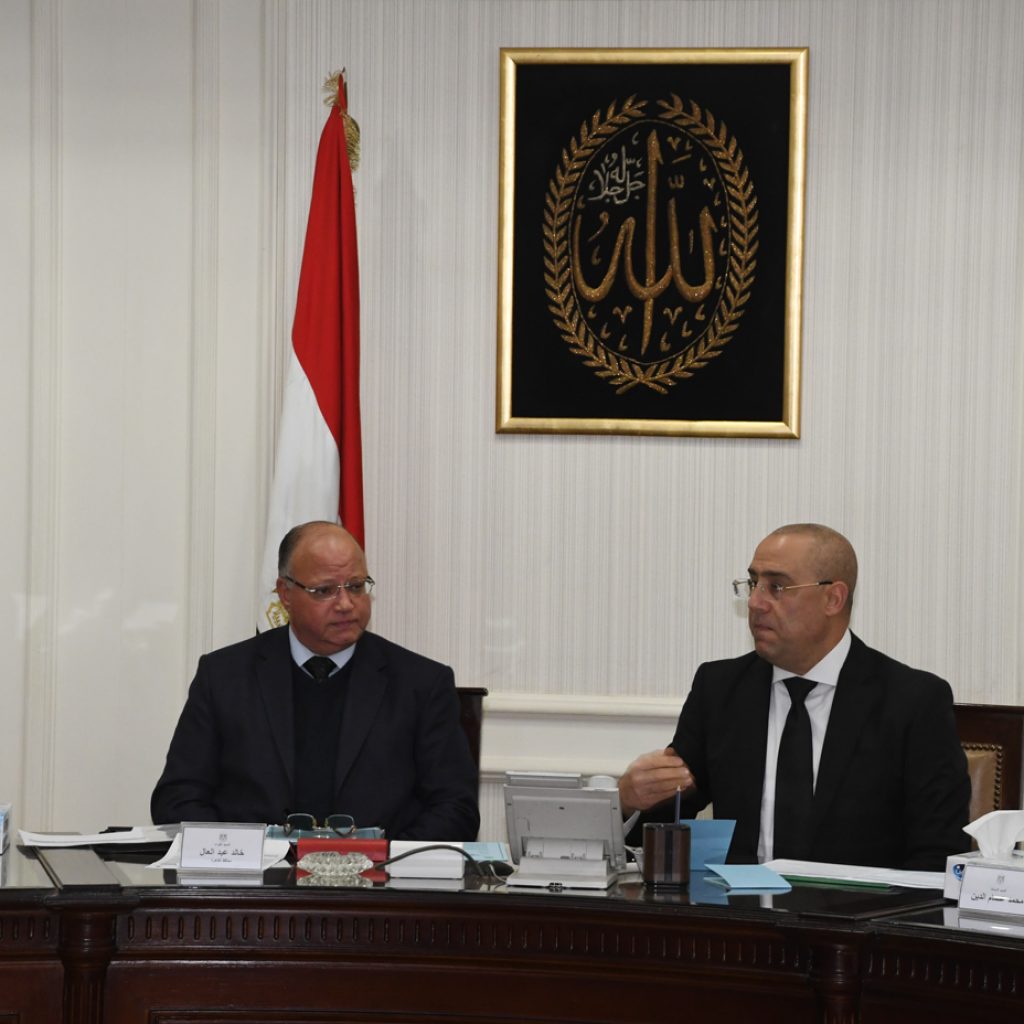 مثلث ماسبيرو يستحوذ على اهتمام وزير الإسكان ومحافظ القاهرة