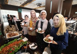 مدينة كورية تعتزم إضافة المزيد من المطاعم الصديقة للمسلمين لجذب السياح