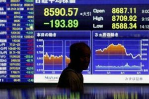هبوط الأسهم اليابانية لأدنى مستوى فى أسبوعين.. و«كورونا» يقوض ثقة المستثمرين