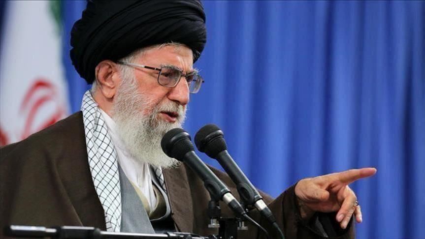 بعد اغتيال قائد بالحرس الثوري الإيرانى.. خامنئى وروحانى: سننتقم