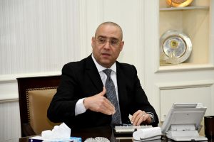 وزير الإسكان يزور الإسكندرية لمتابعة موقف خدمات مياه الشرب والصرف