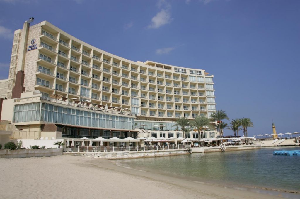 «هلنان» تدير فندق فلسطين بالمنتزه لعامين