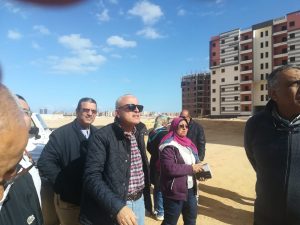 رئيس هيئة المجتمعات العمرانية يتفقد المشروعات الجاري تنفيذها بمدينة العلمين الجديدة