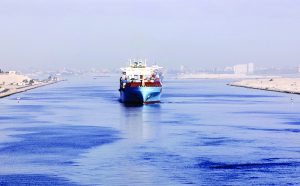 بدء تطبيق زيادة رسوم عبور سفن الصب والغاز البترولى بقناة السويس بنسبة 5% اليوم