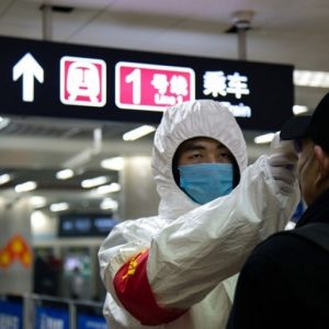 الصين تلغى 115 ألف رحلة جوية بسبب فيروس كورونا