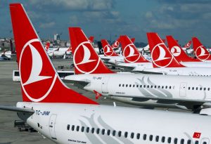تركيا تحظر سفر من يتعدى عمره 65 على  رحلاتها الجوية
