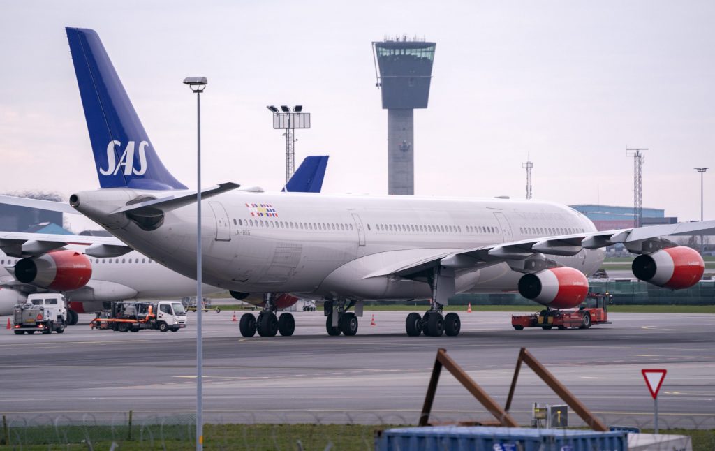 «إياتا» يحذر من بلوغ خسائر شركات الطيران العالمية 77 مليار دولار خلال النصف الثاني