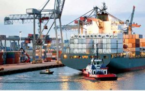 «هاباج لويد» يستحوذ على 45% من حاويات ميناء دمياط خلال 2019