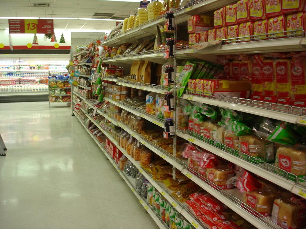 «الصناعات الغذائية» تستوضح من «الوزراء» ضوابط «حظر التحرك» لضمان إمداد السوق بالمنتجات