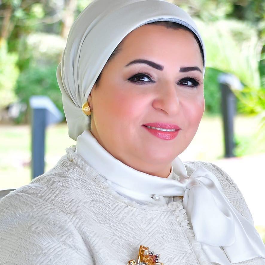 انتصار السيسي: ستظل المرأة المصرية مصدر الحياة أمام كل خطر