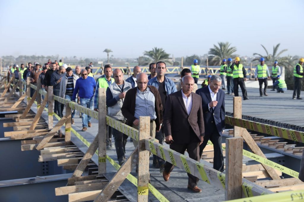 وزير النقل يتابع أعمال تنفيذ محور سمالوط بمحافظة المنيا بتكلفة 1.5 مليار جنيه