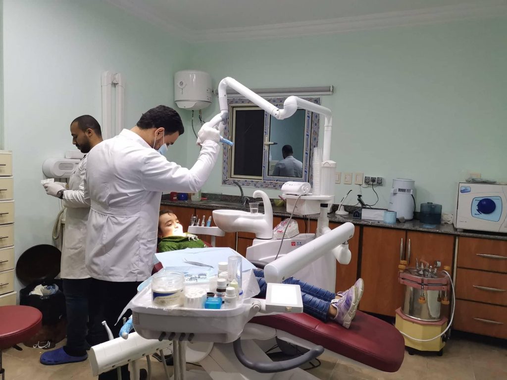 تطبيق «جلاميرا» يطلق مبادرة لتعقيم «الكوافيرات» وعيادات الأسنان