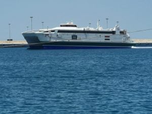 وزارة النقل : تسيير رحلة بحرية لنقل المصريين من السعودية إلى ميناء سفاجا
