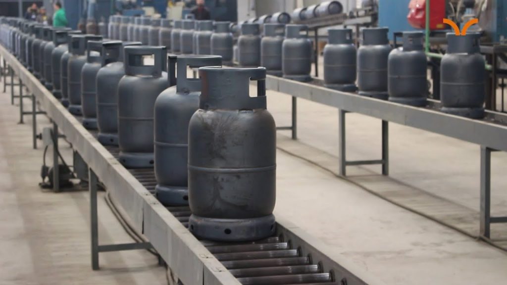 البترول : 50 مصنعا لتعبئة أسطوانات البوتاجاز بمصر تعمل بكامل طاقتها
